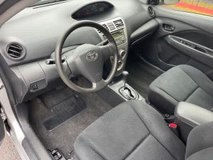 2012 Toyota Yaris 4dr Sdn Auto (Natl)