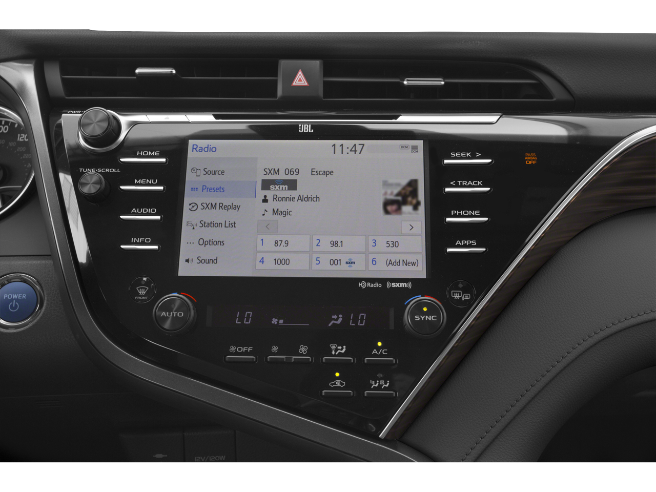 2020 Toyota Camry Hybrid LE