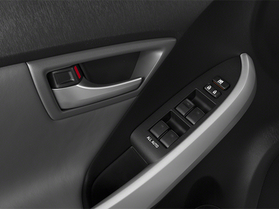 2013 Toyota Prius Plug-In 5dr HB (Natl)