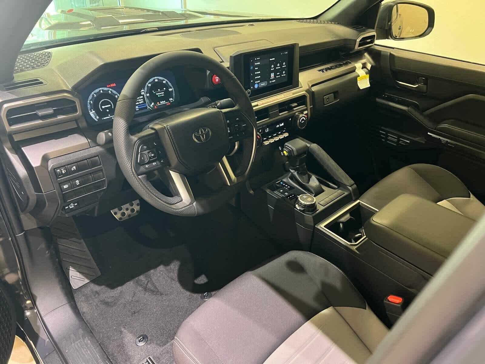 2025 Toyota Tacoma TRD Sport