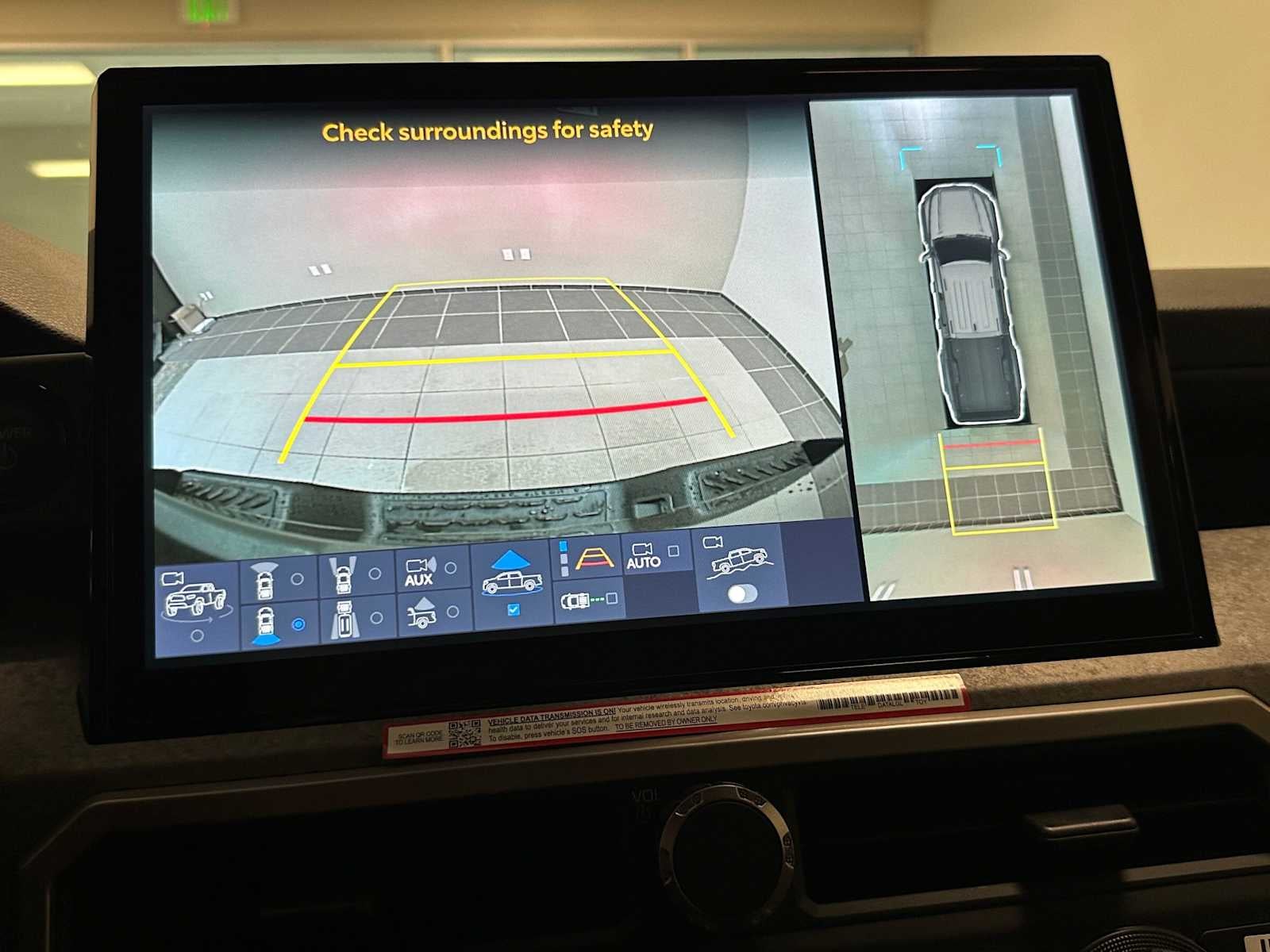 2026 Toyota Tacoma i-FORCE MAX Trailhunter