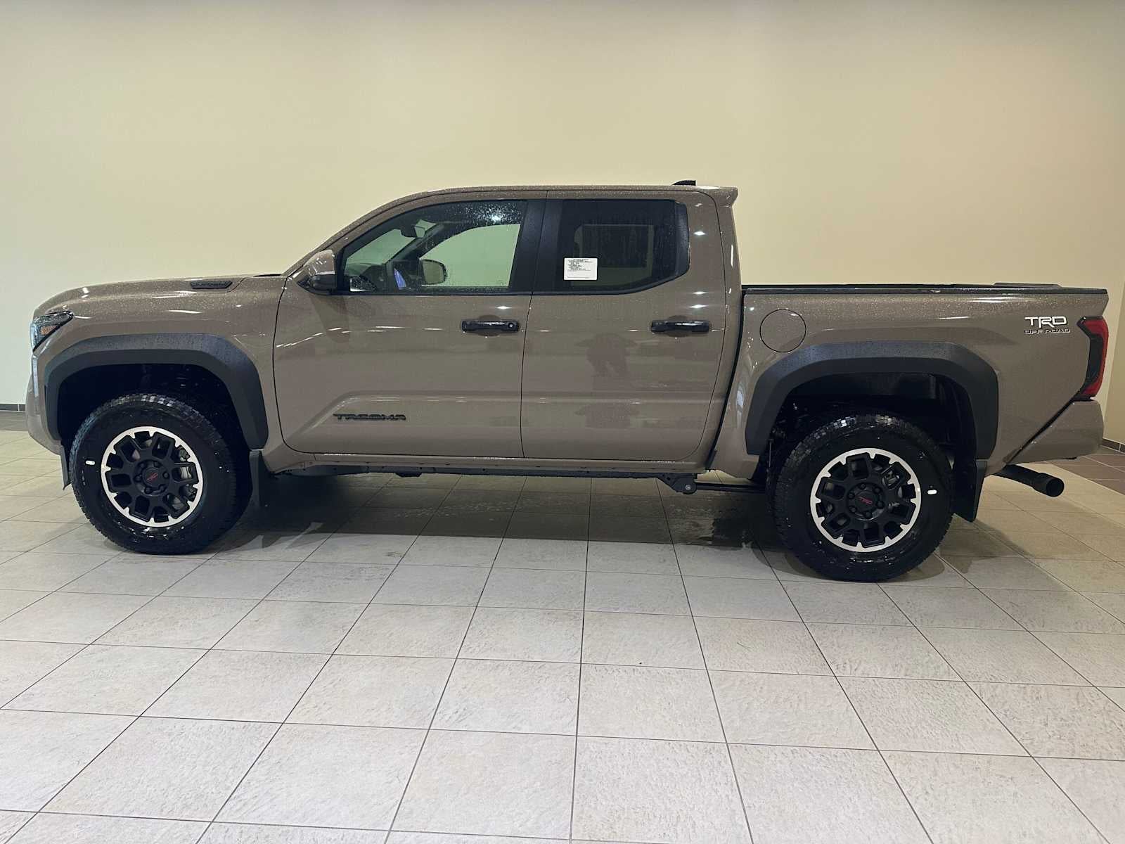 2026 Toyota Tacoma i-FORCE MAX TRD Off-Road i-FORCE MAX