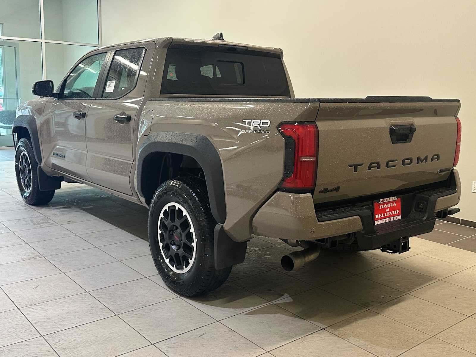 2026 Toyota Tacoma i-FORCE MAX TRD Off-Road i-FORCE MAX