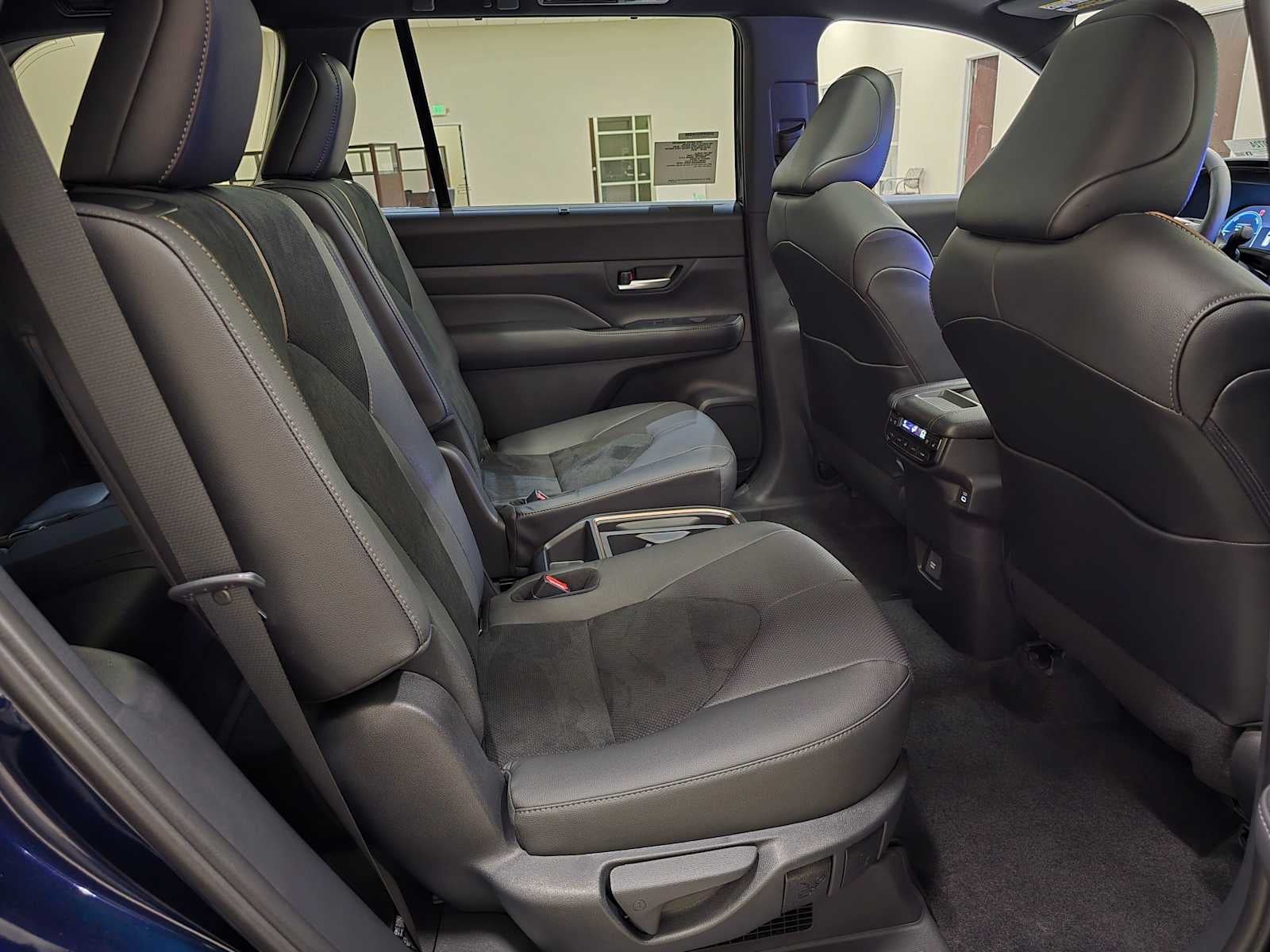 2026 Toyota Grand Highlander Hybrid Hybrid MAX Platinum