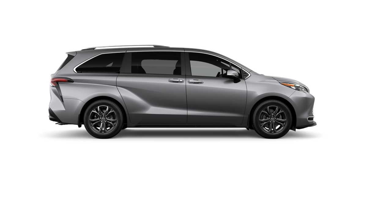 2026 Toyota Sienna Platinum