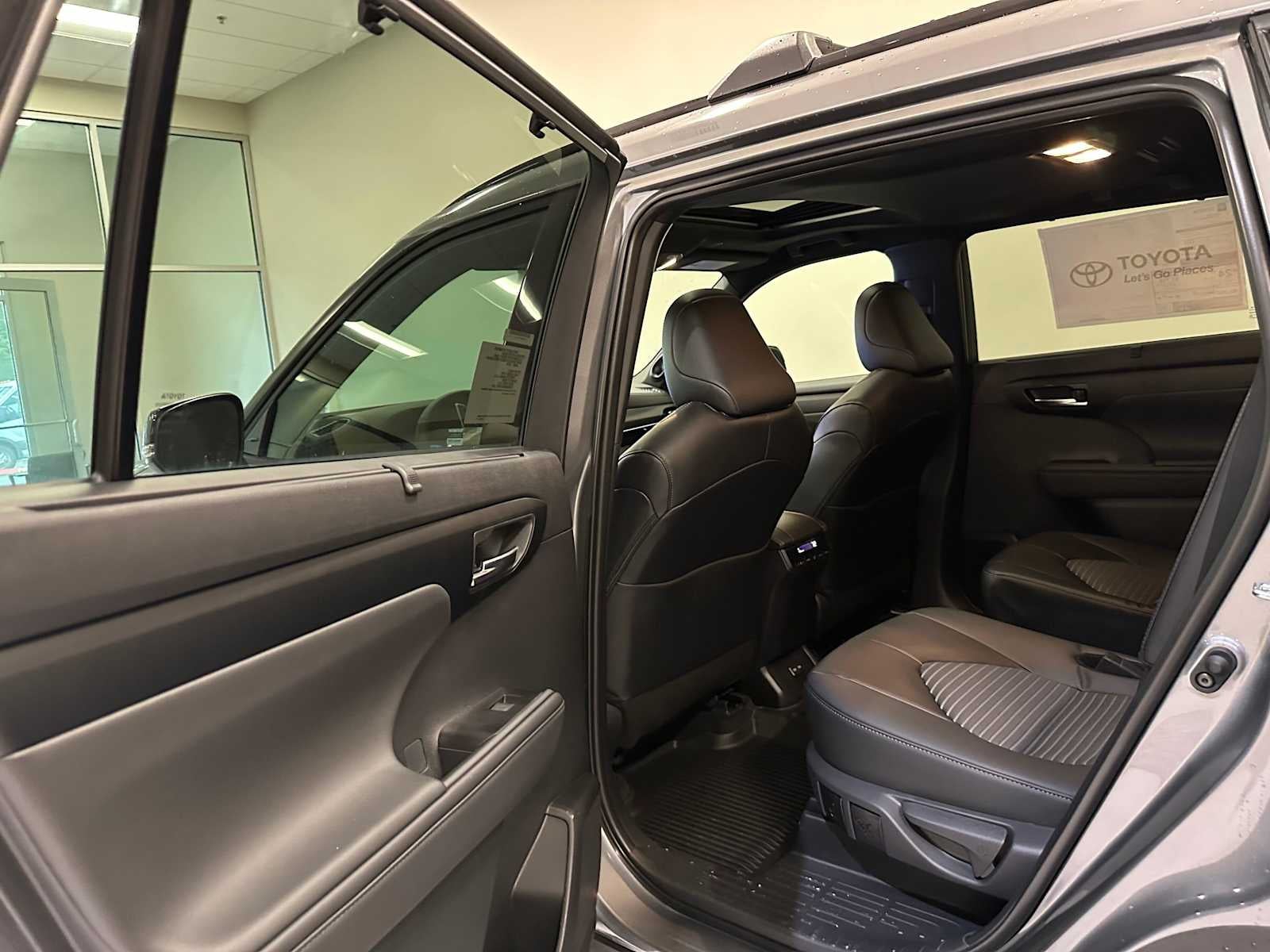 2026 Toyota Highlander XSE