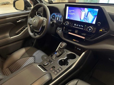 2026 Toyota Highlander XSE