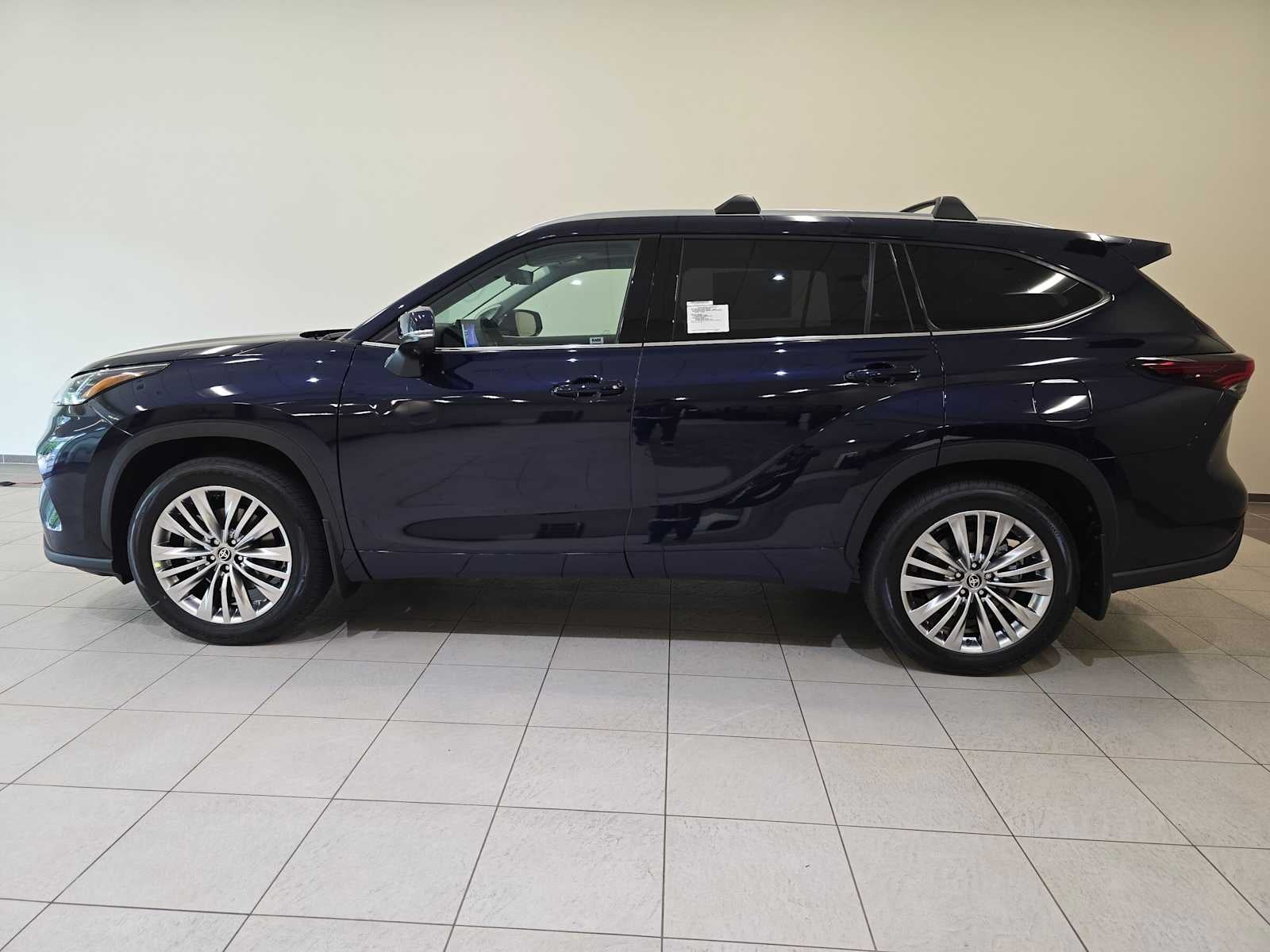 2026 Toyota Highlander Platinum