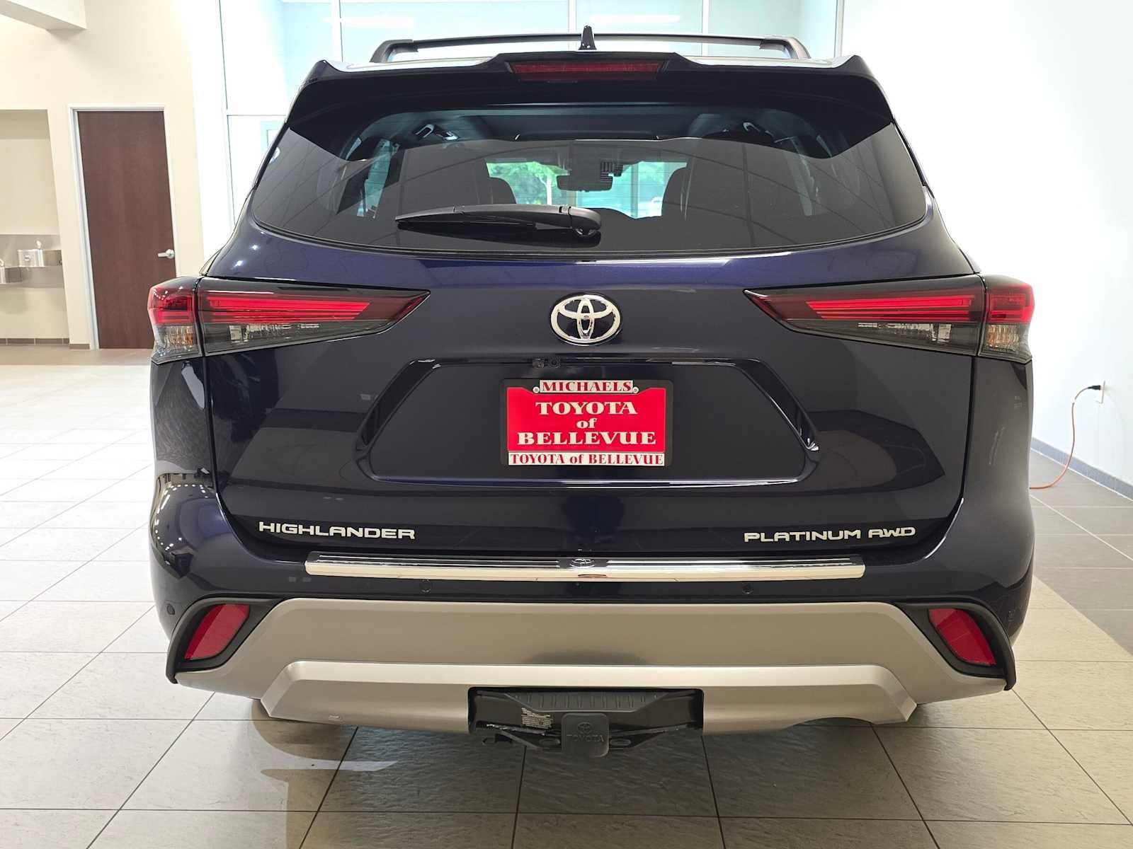 2026 Toyota Highlander Platinum
