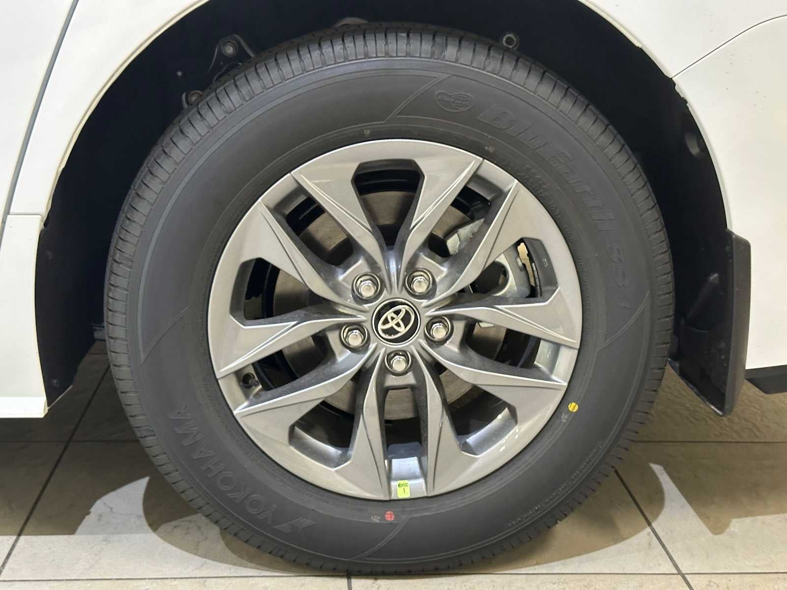 2026 Toyota Sienna LE