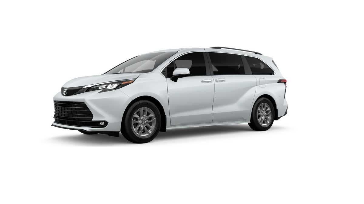 2026 Toyota Sienna XLE