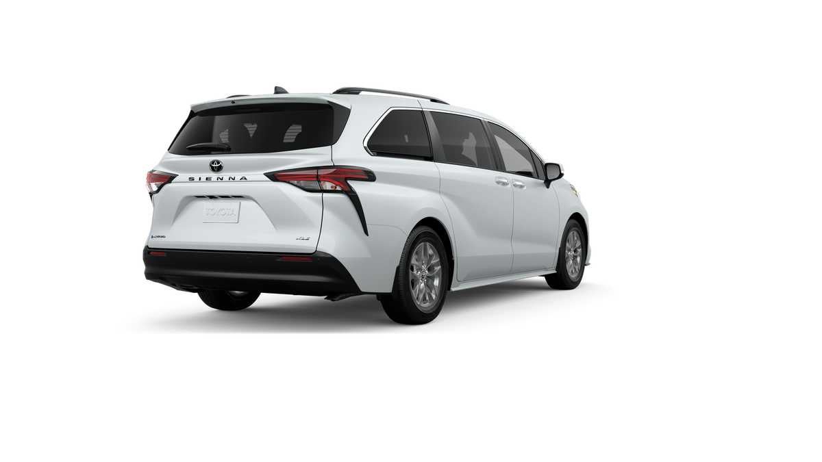 2026 Toyota Sienna XLE