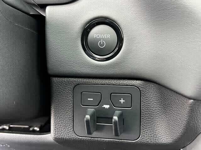 2025 Toyota Tundra i-FORCE MAX Platinum i-FORCE MAX