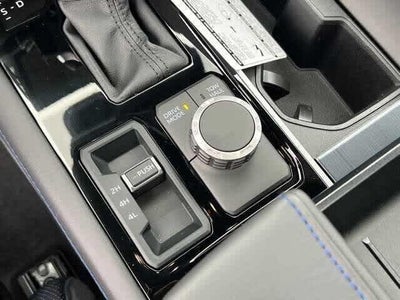 2025 Toyota Tundra i-FORCE MAX Platinum i-FORCE MAX