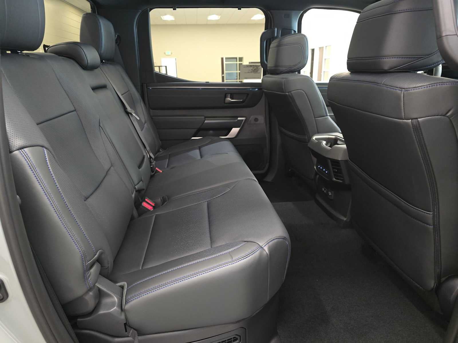 2026 Toyota Tundra i-FORCE MAX Platinum i-FORCE MAX
