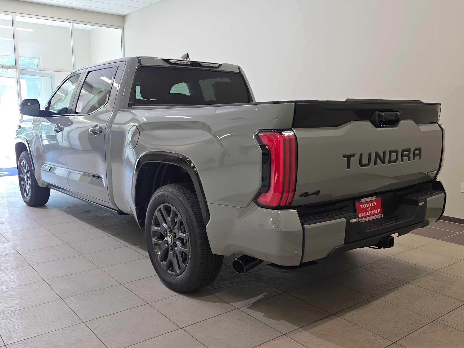 2026 Toyota Tundra i-FORCE MAX Platinum i-FORCE MAX