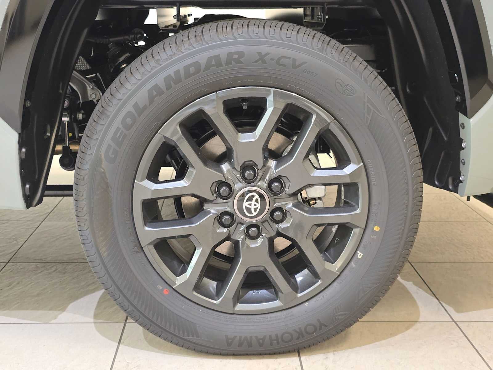 2026 Toyota Tundra i-FORCE MAX Platinum i-FORCE MAX