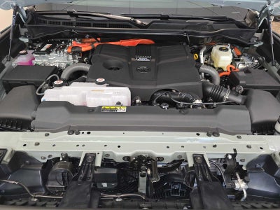 2026 Toyota Tundra i-FORCE MAX Platinum i-FORCE MAX