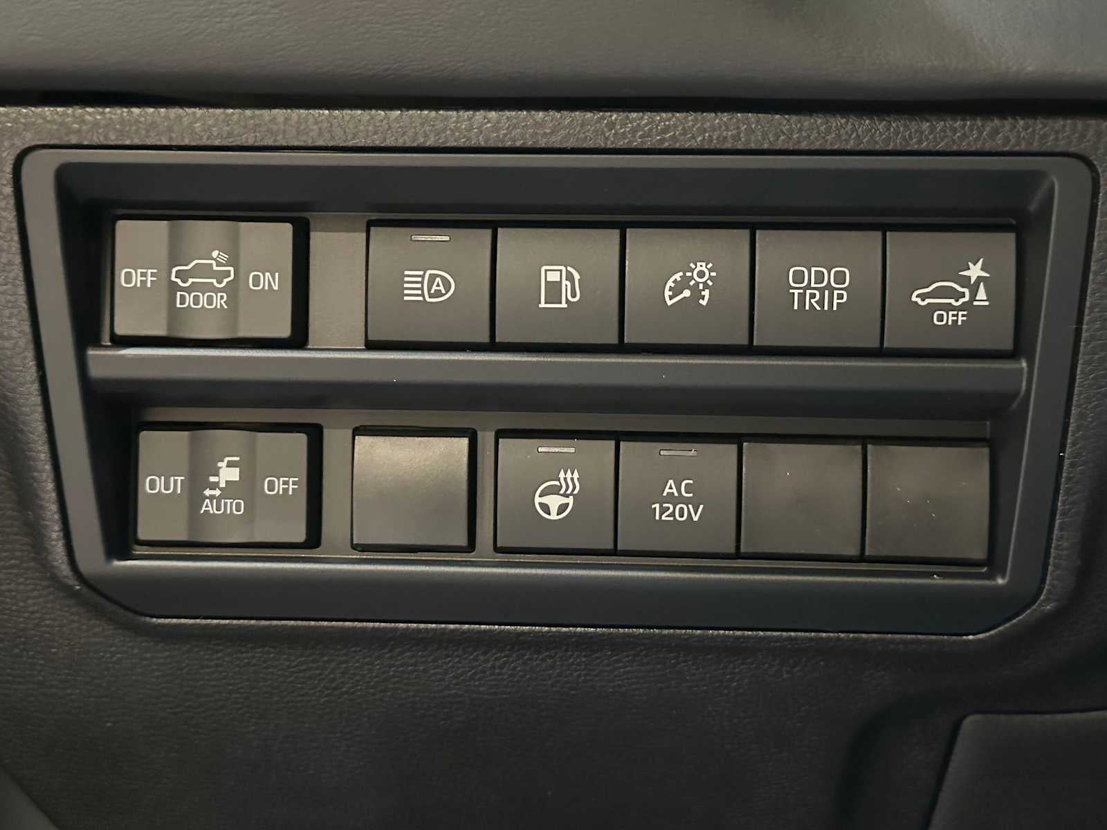 2026 Toyota Tundra i-FORCE MAX Platinum i-FORCE MAX