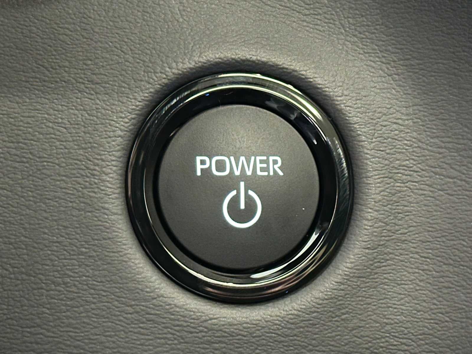 2026 Toyota Tundra i-FORCE MAX Platinum i-FORCE MAX