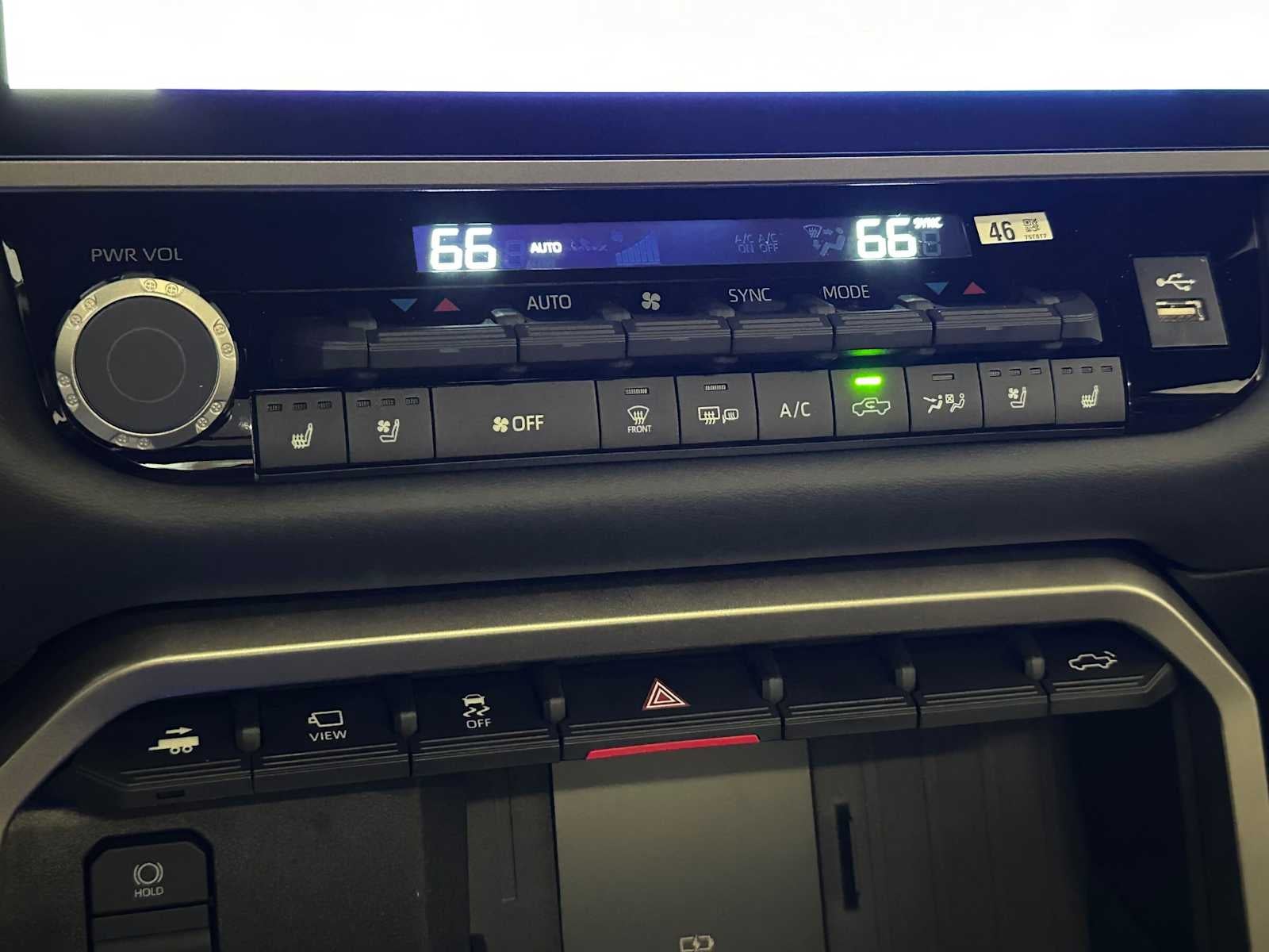 2026 Toyota Tundra i-FORCE MAX Platinum i-FORCE MAX