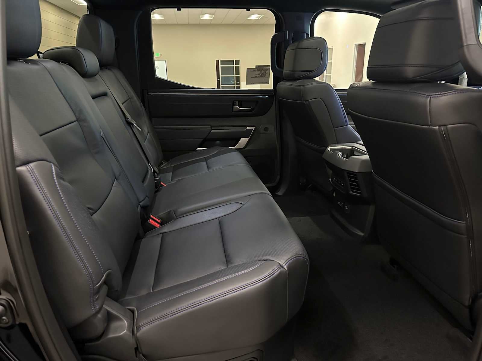 2026 Toyota Tundra i-FORCE MAX Platinum i-FORCE MAX