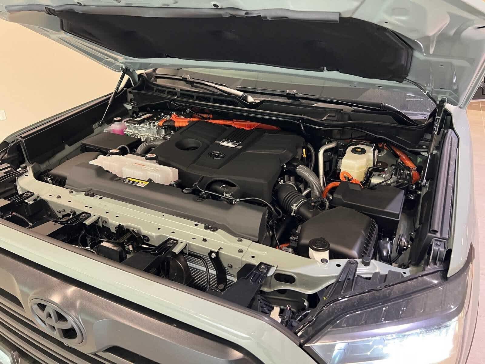 2025 Toyota Tundra i-FORCE MAX Limited i-FORCE MAX