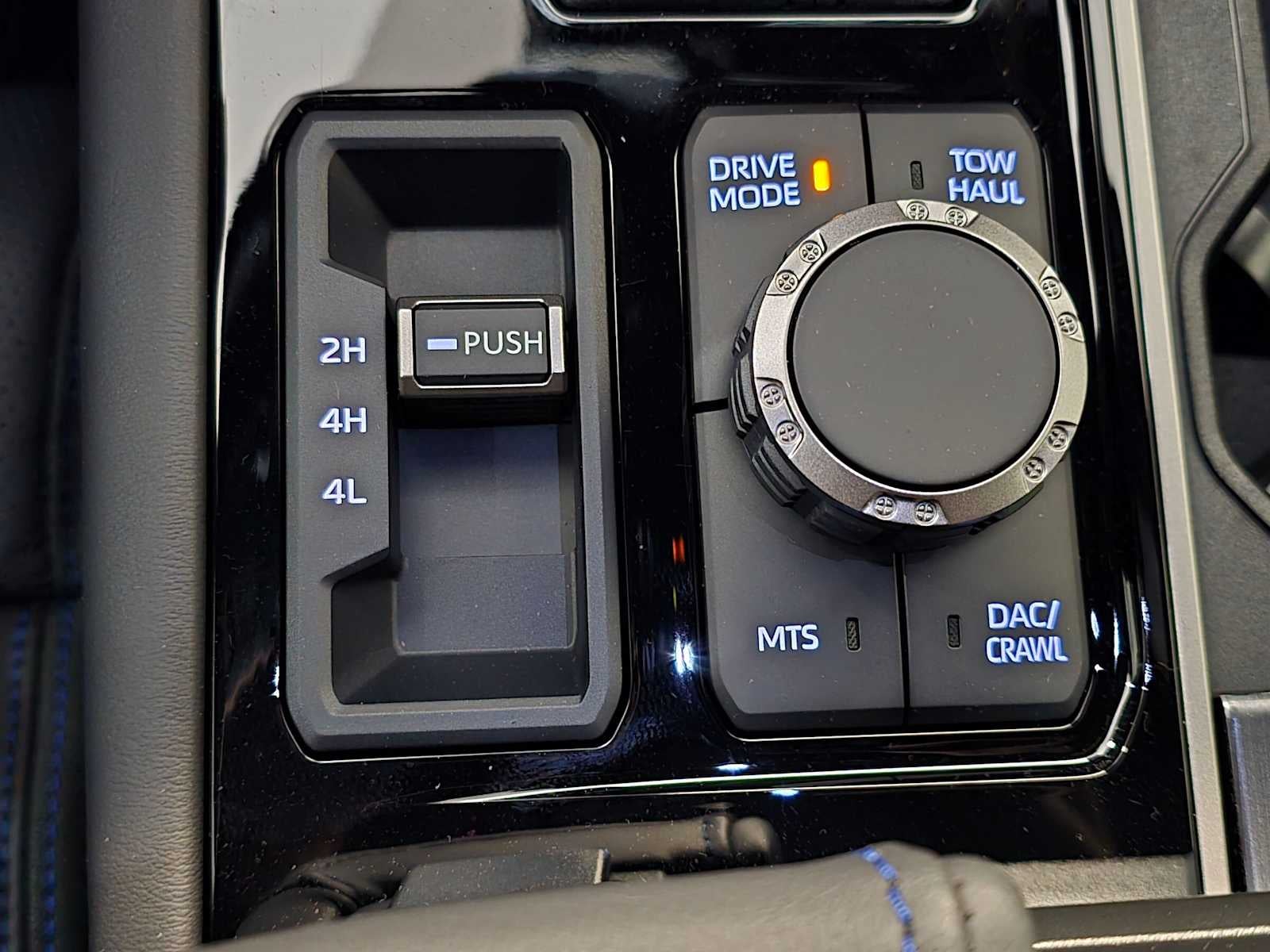 2026 Toyota Tundra i-FORCE MAX Platinum i-FORCE MAX