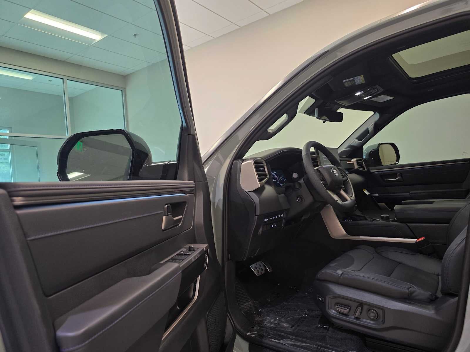 2026 Toyota Tundra i-FORCE MAX Platinum i-FORCE MAX