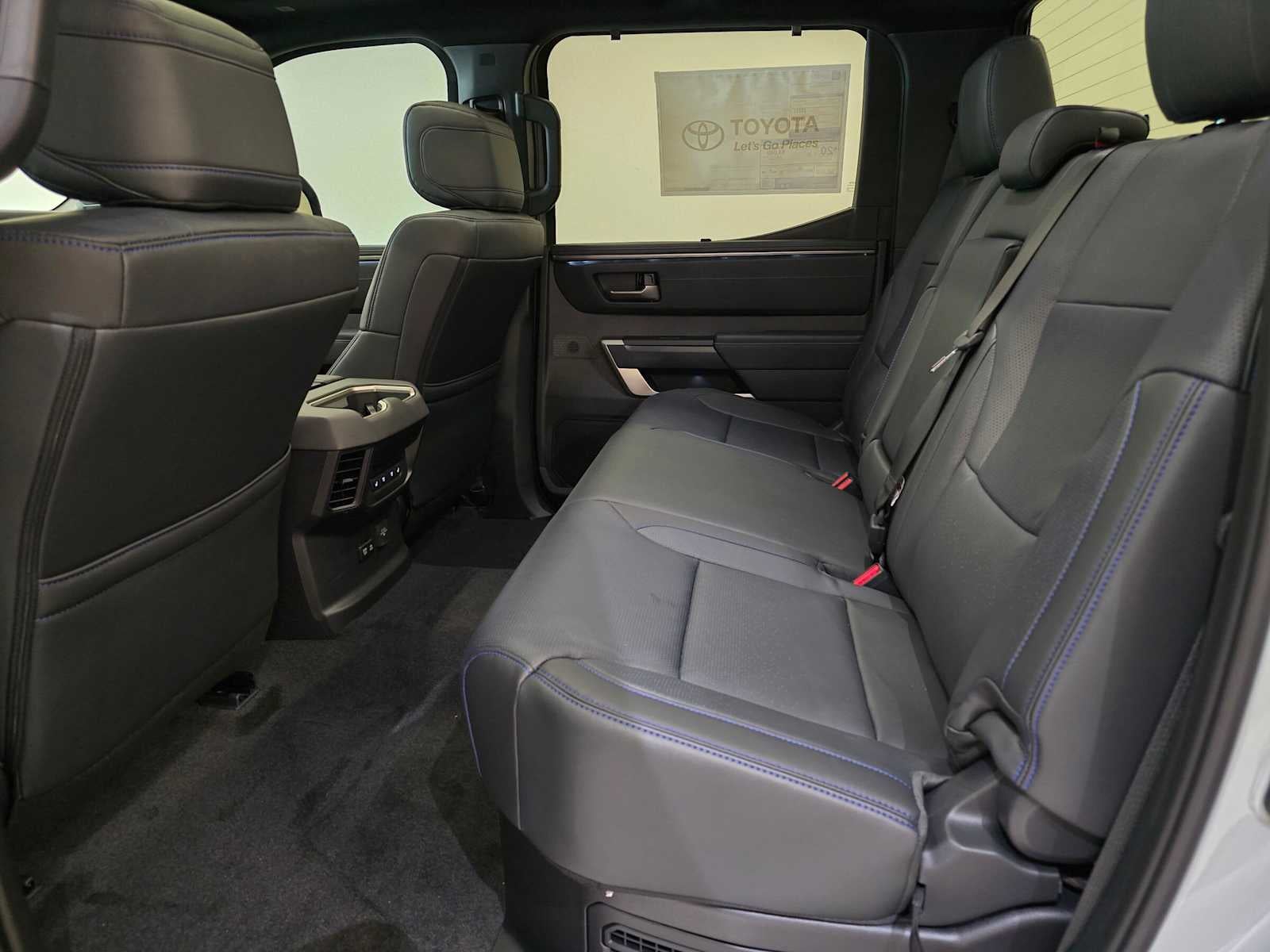2026 Toyota Tundra i-FORCE MAX Platinum i-FORCE MAX