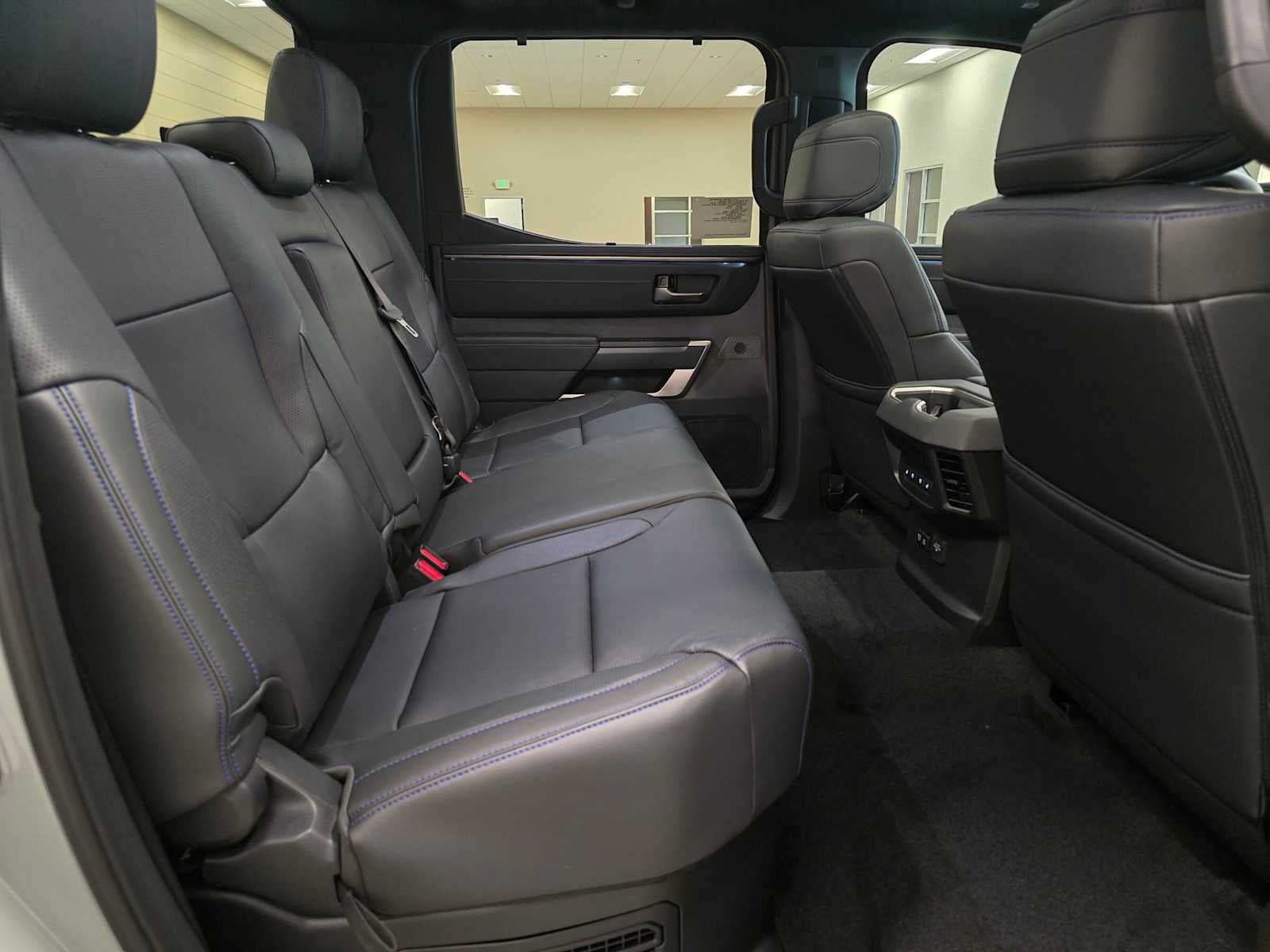 2026 Toyota Tundra i-FORCE MAX Platinum i-FORCE MAX