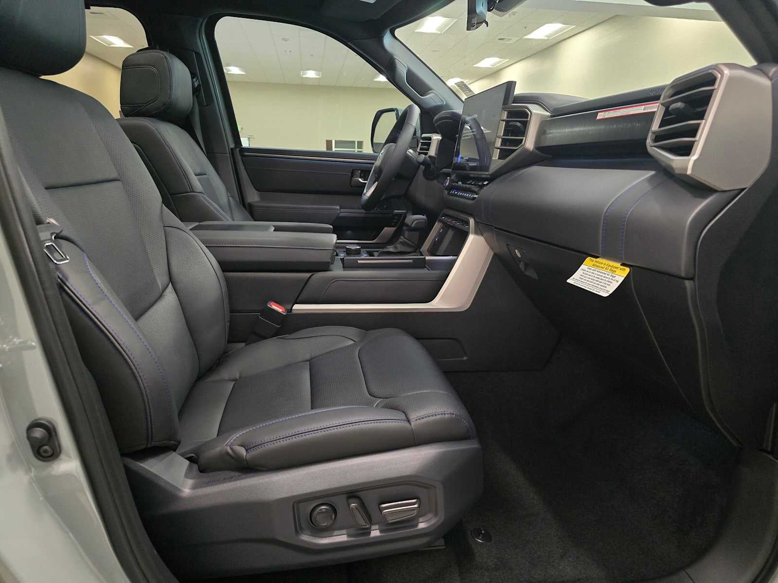 2026 Toyota Tundra i-FORCE MAX Platinum i-FORCE MAX