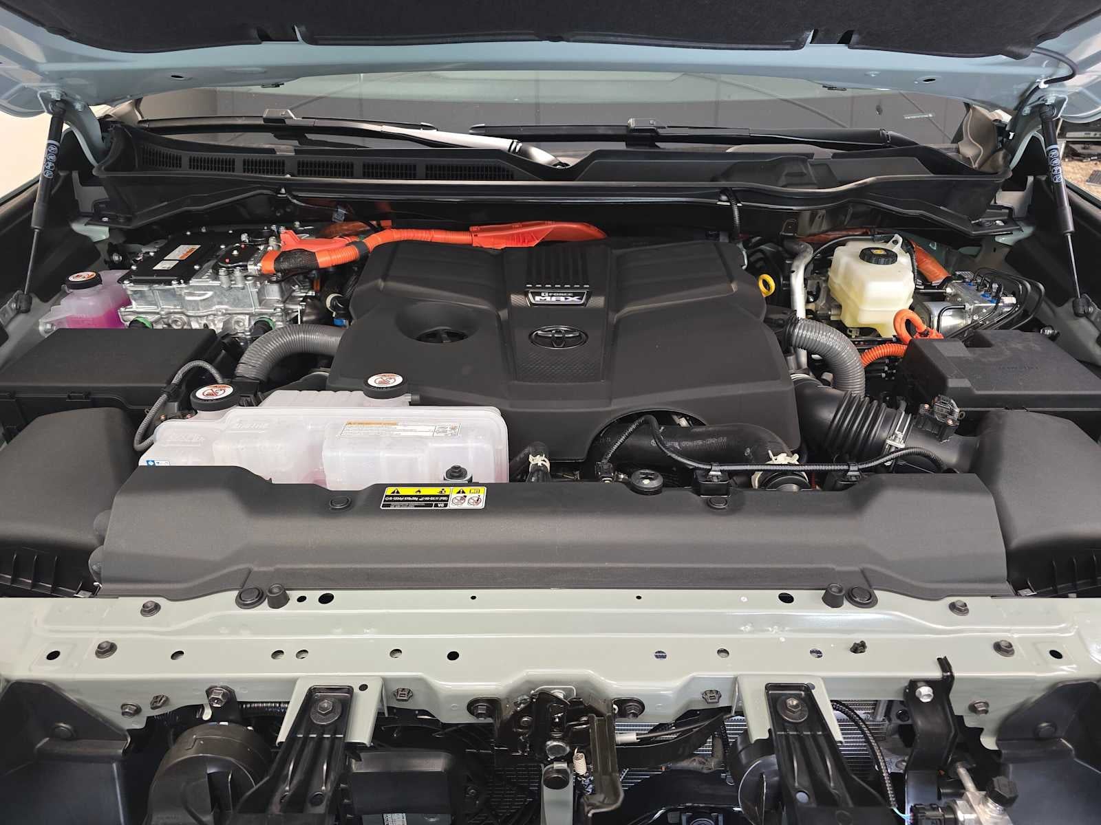 2026 Toyota Tundra i-FORCE MAX Platinum i-FORCE MAX