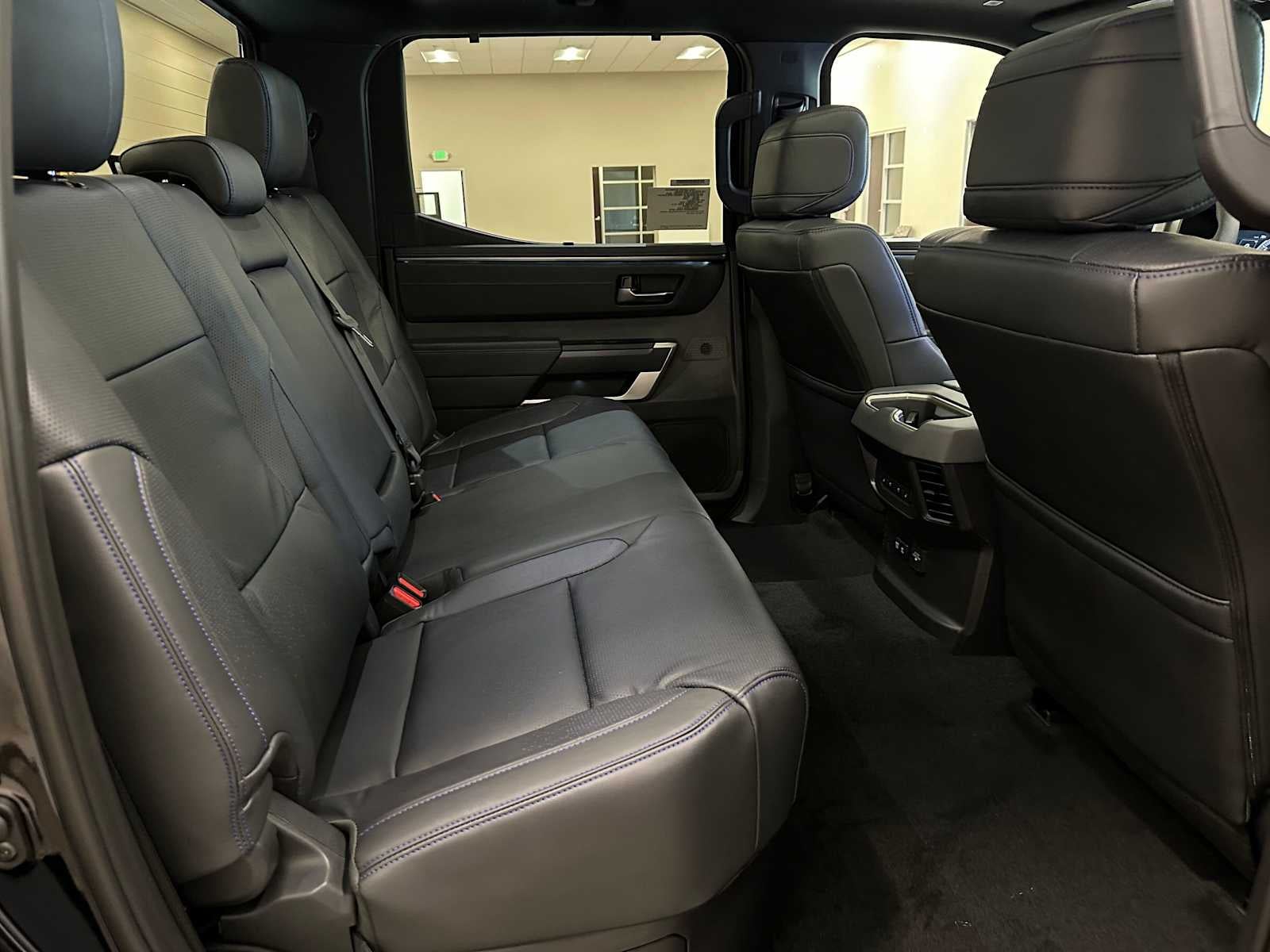 2026 Toyota Tundra i-FORCE MAX Platinum i-FORCE MAX