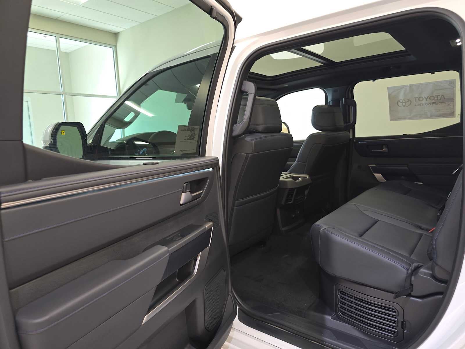 2026 Toyota Tundra i-FORCE MAX Platinum i-FORCE MAX