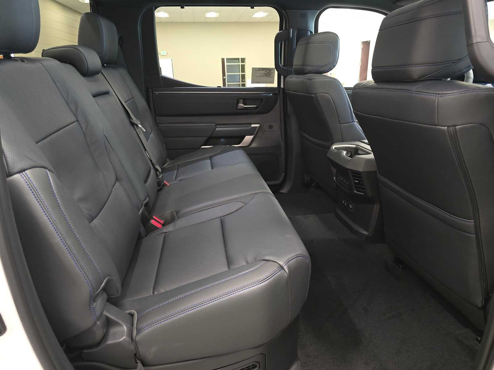 2026 Toyota Tundra i-FORCE MAX Platinum i-FORCE MAX