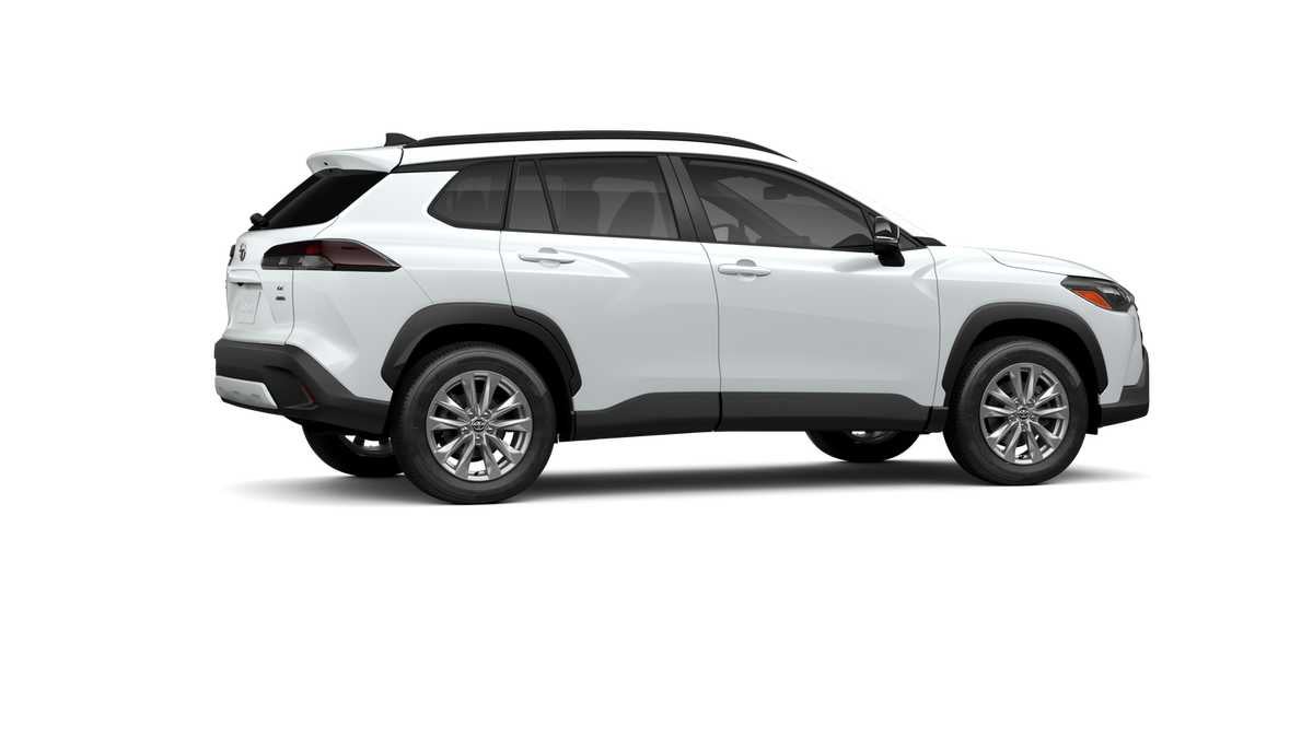 2026 Toyota Corolla Cross LE