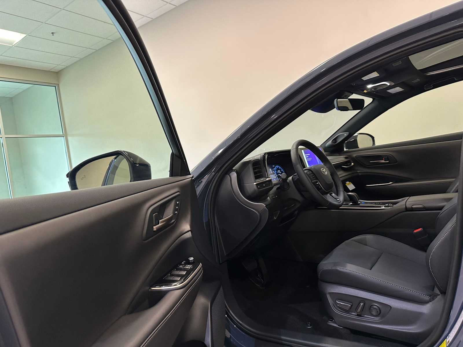 2026 Toyota Toyota Crown Nightshade