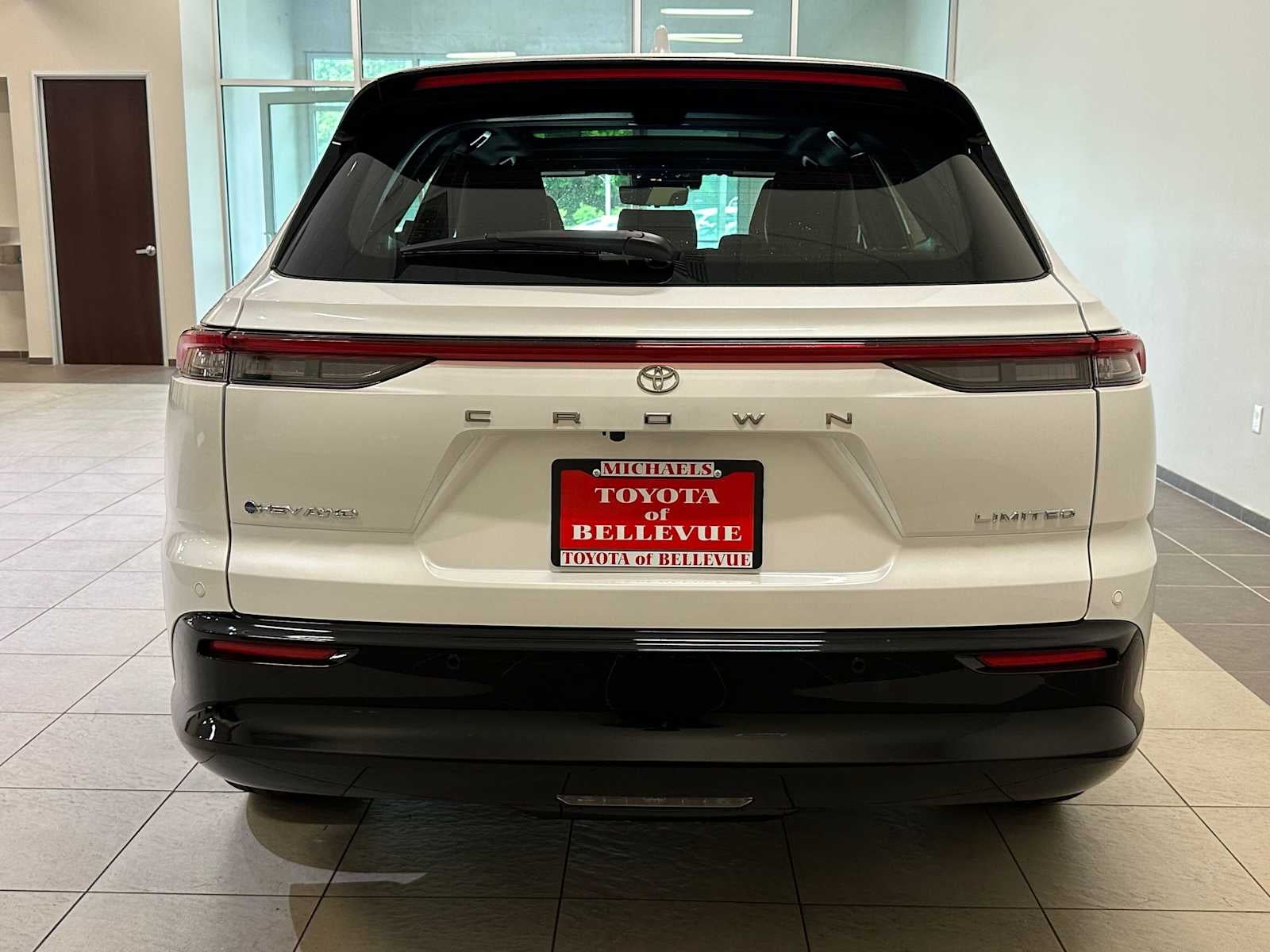 2026 Toyota Crown Signia Limited