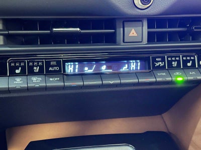 2026 Toyota Toyota Crown Signia Limited