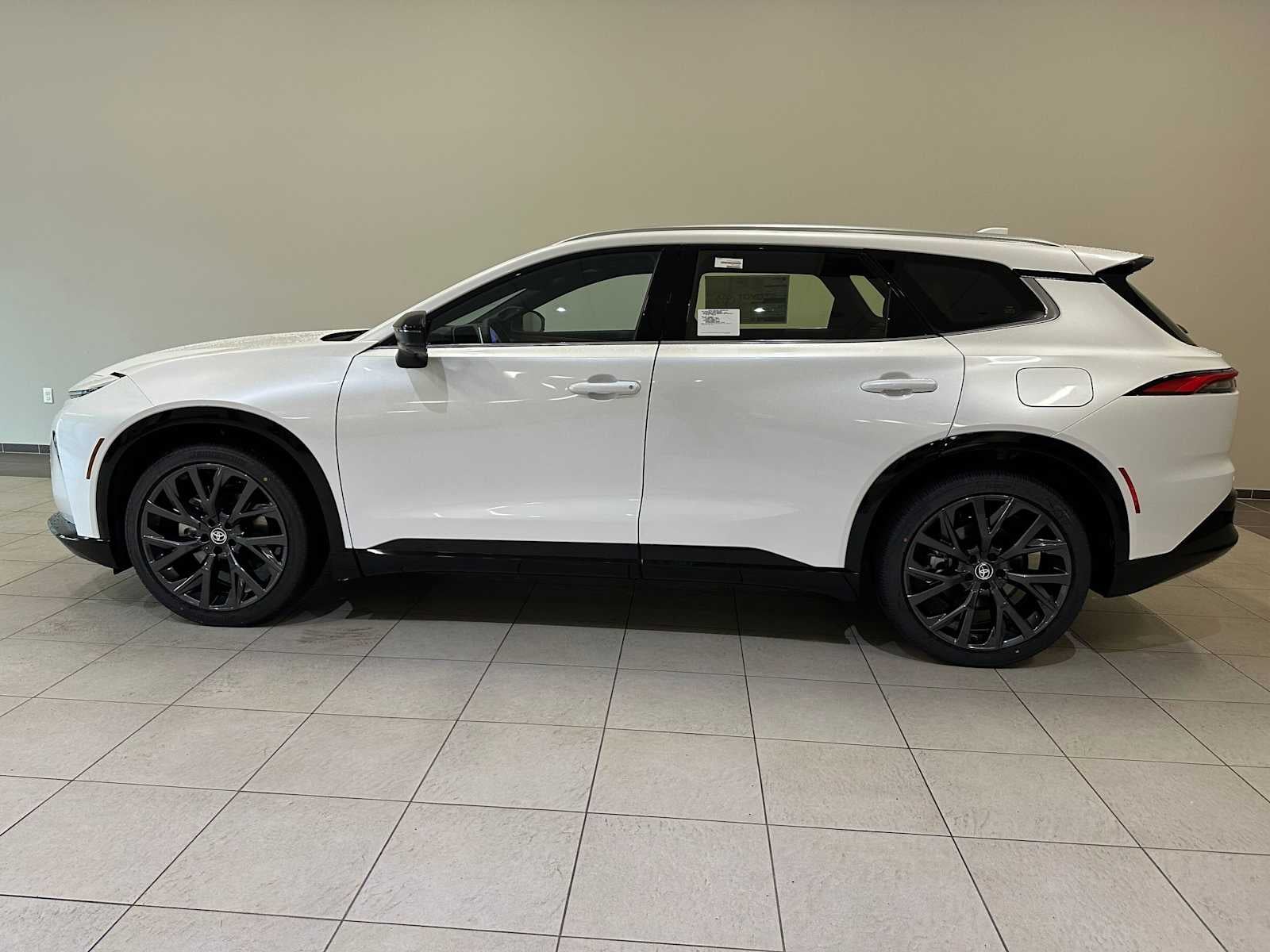 2026 Toyota Toyota Crown Signia Limited