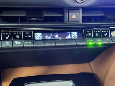 2026 Toyota Toyota Crown Signia Limited