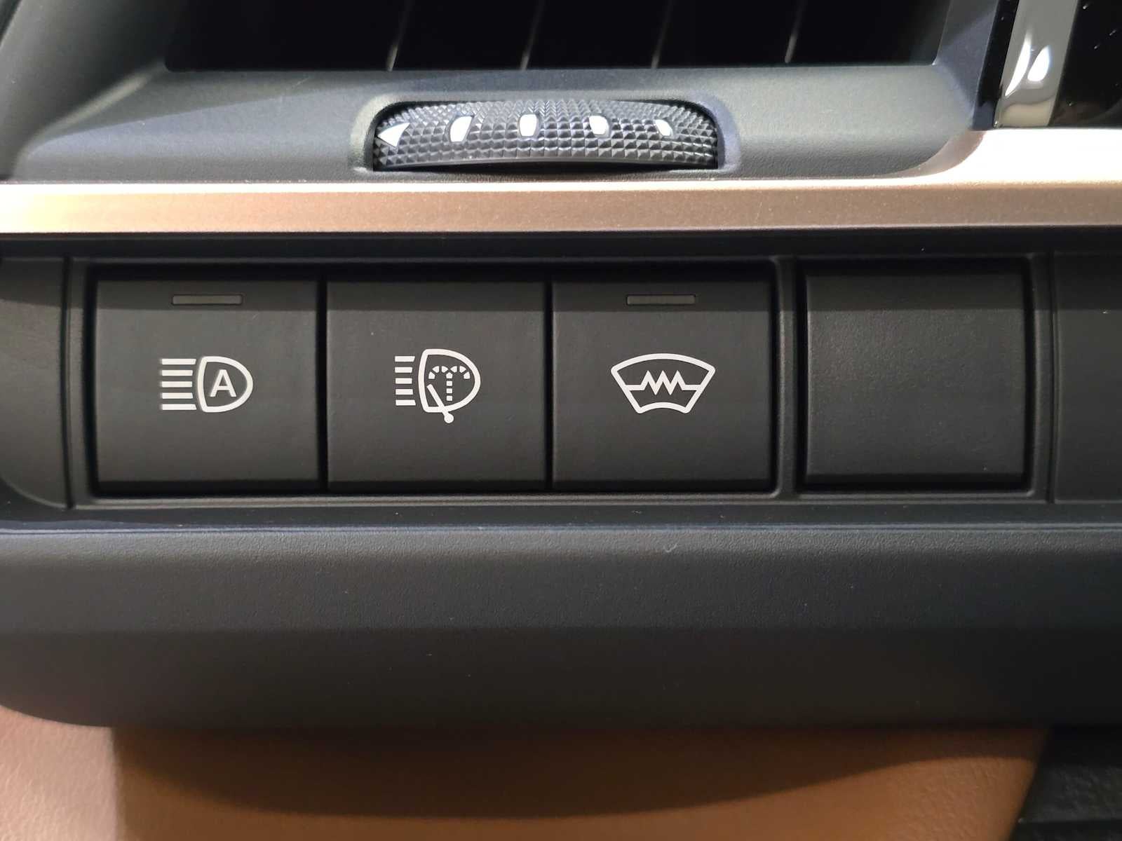 2026 Toyota Crown Signia Limited