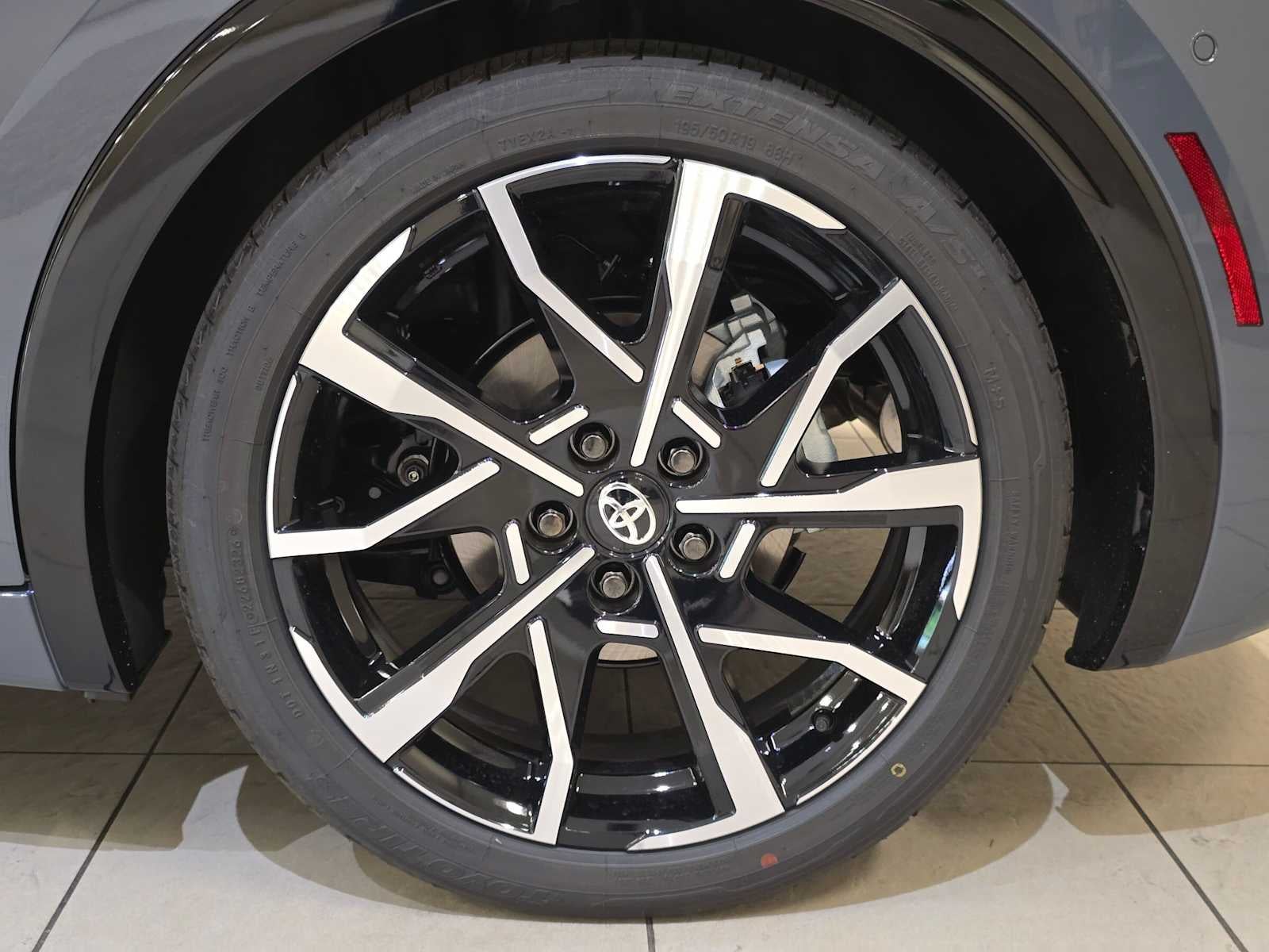 2027 Toyota Prius Plug-in Hybrid XSE Premium