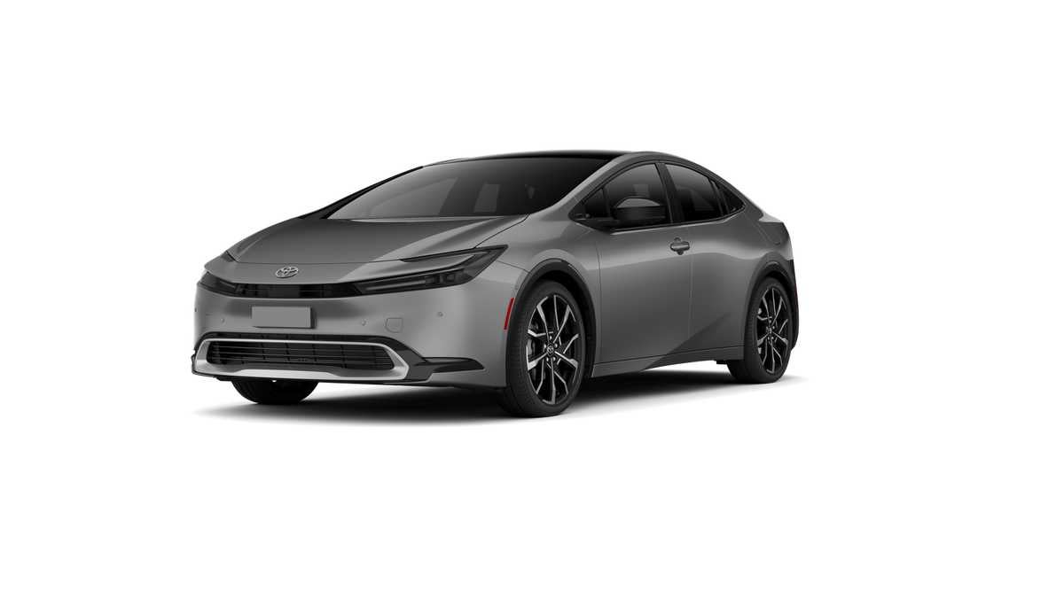 2026 Toyota Prius XSE Premium's photo
