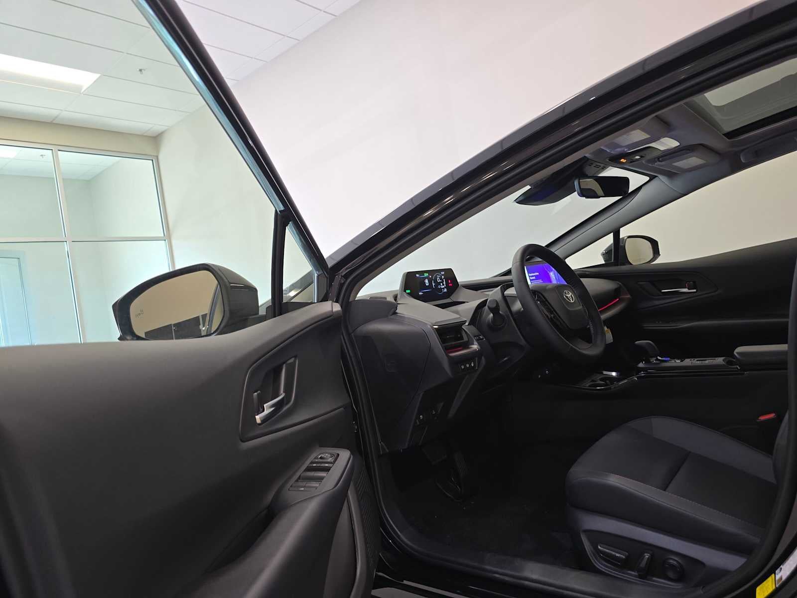 2026 Toyota Prius Plug-in Hybrid XSE - Photo 22