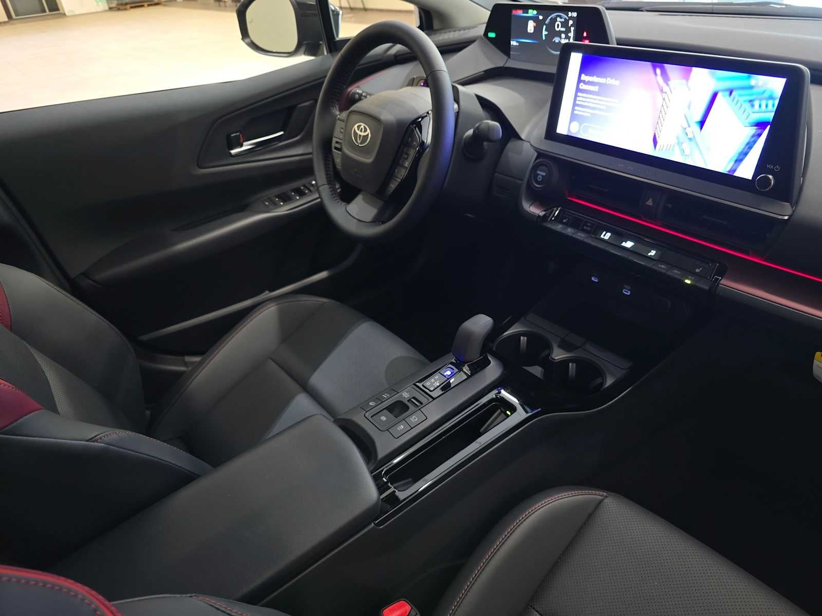 2026 Toyota Prius Plug-in Hybrid XSE - Photo 29