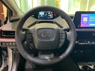 2026 Toyota Prius Plug-in Hybrid SE