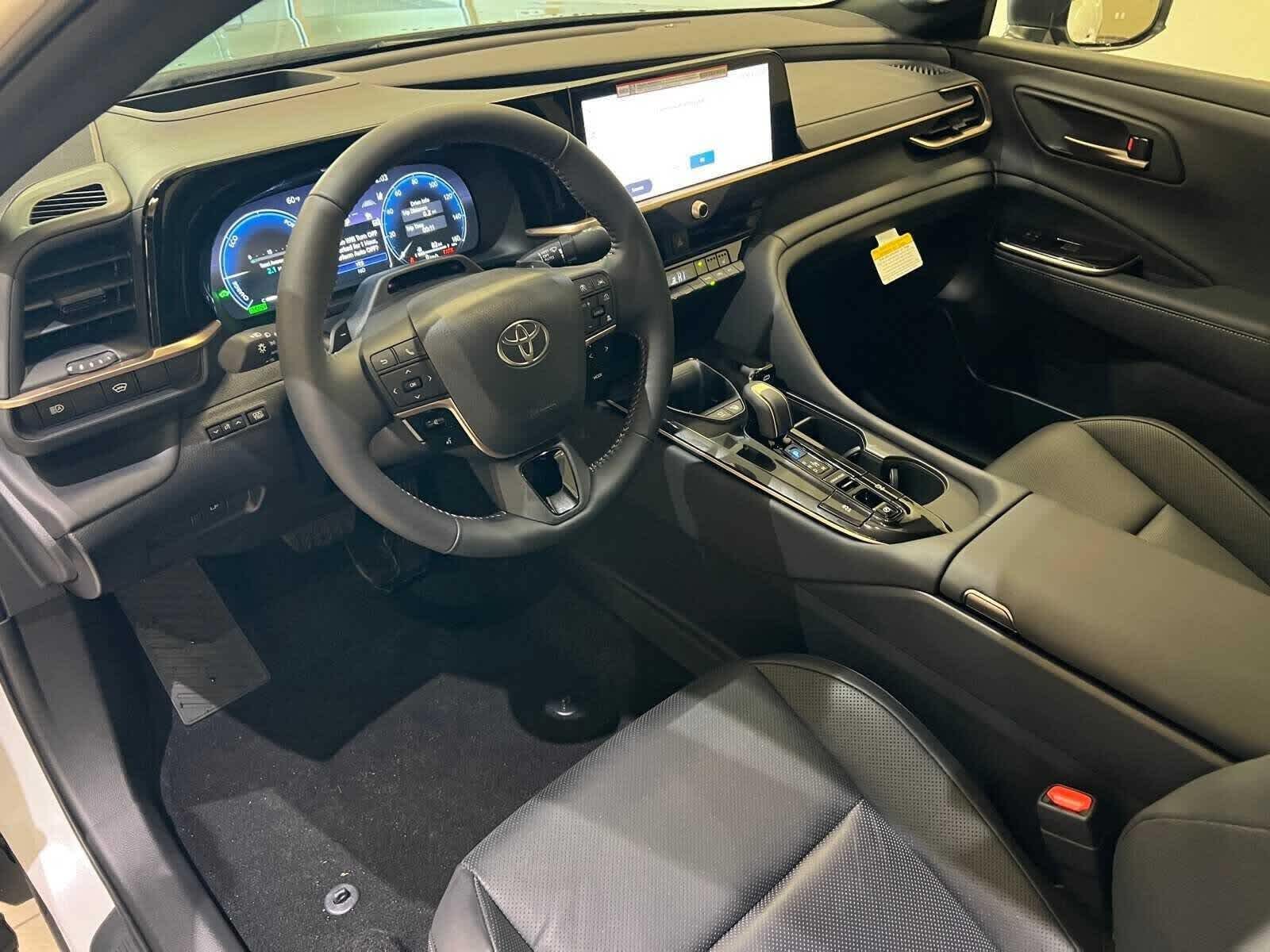 2026 Toyota Toyota Crown Platinum