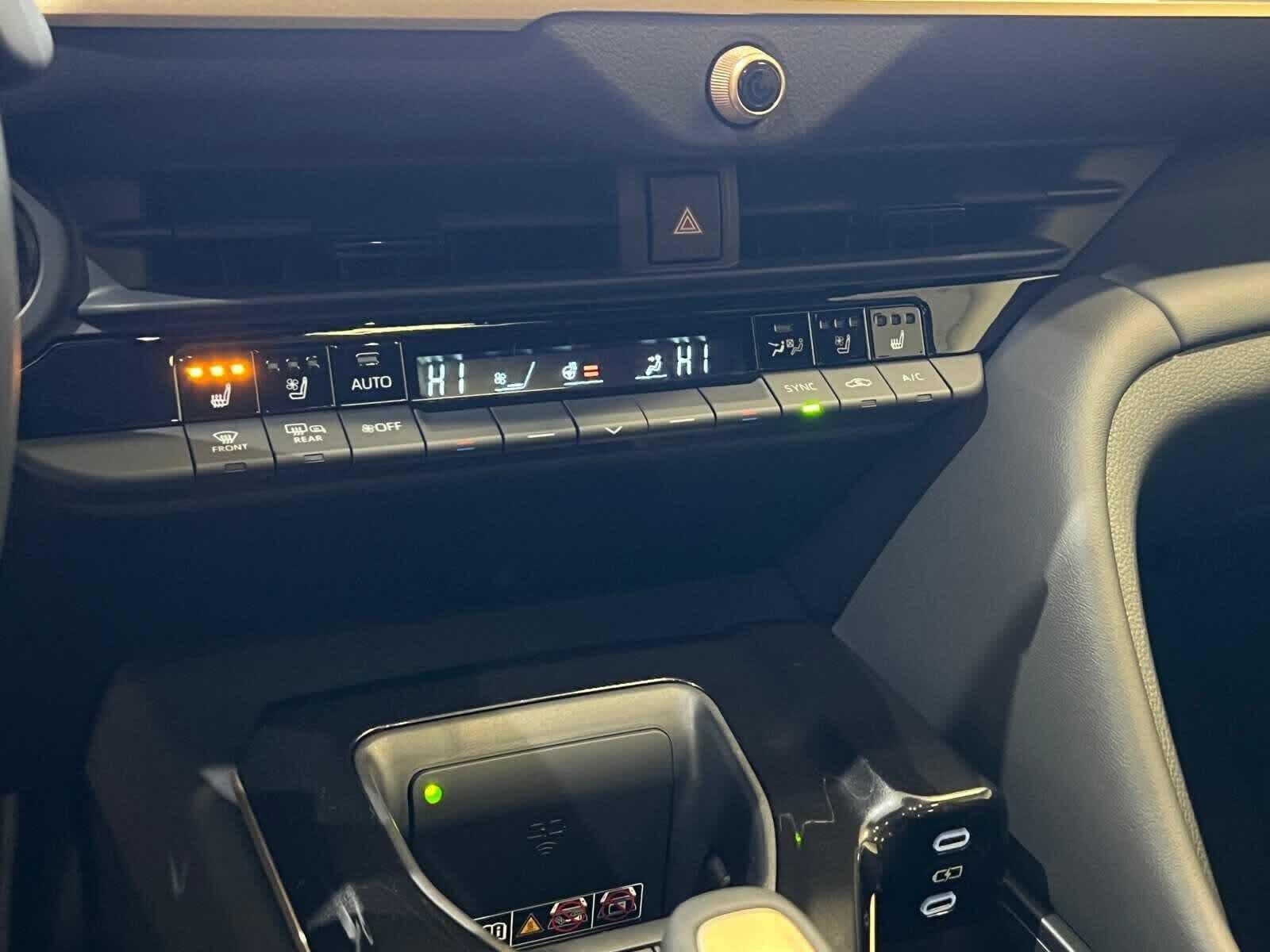 2026 Toyota Toyota Crown Platinum